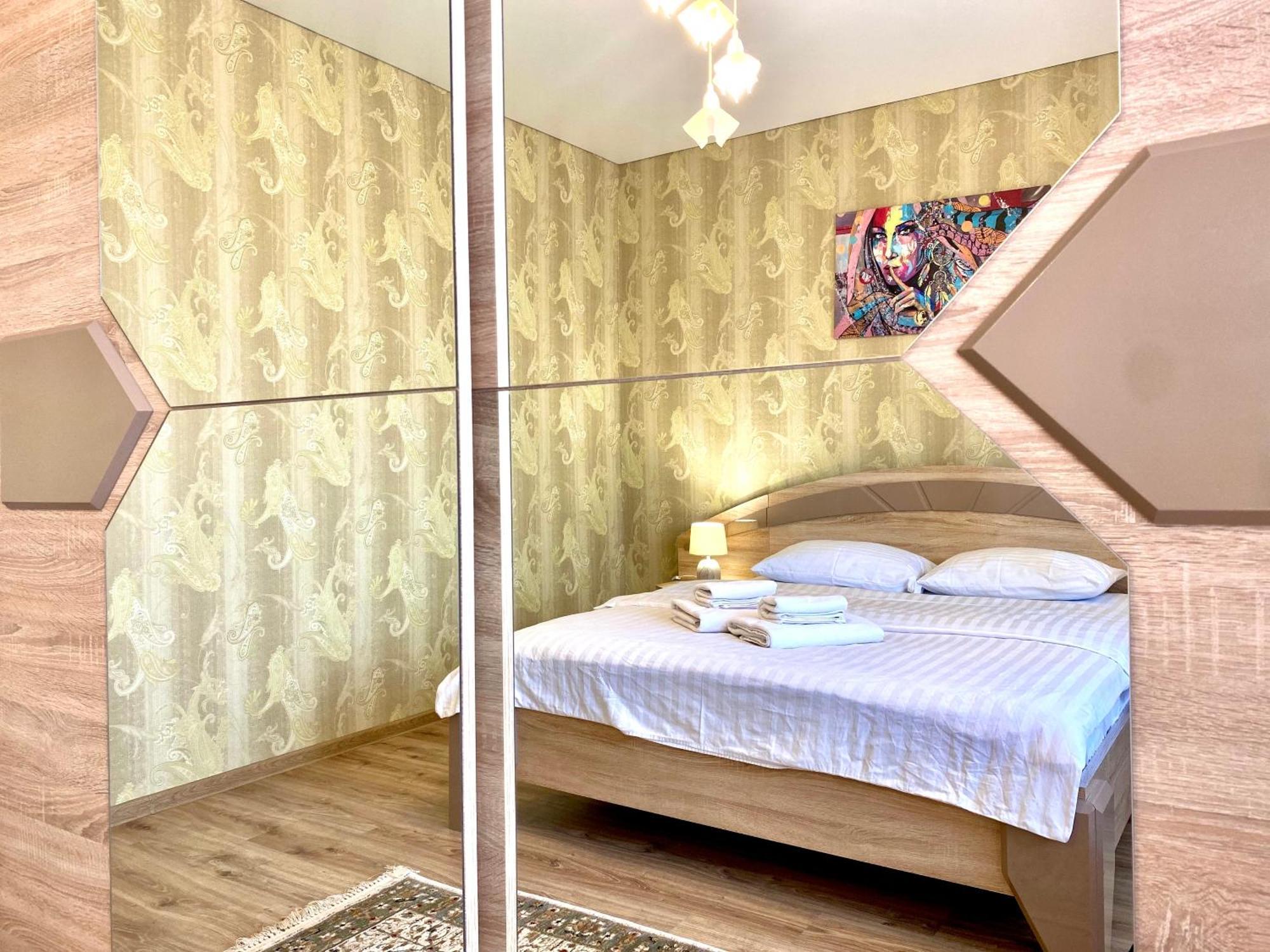 Apartpoltava Новий Будинок, В Самому Центрі 2-Окремі Кімнати, Панорамний Балкон المظهر الخارجي الصورة