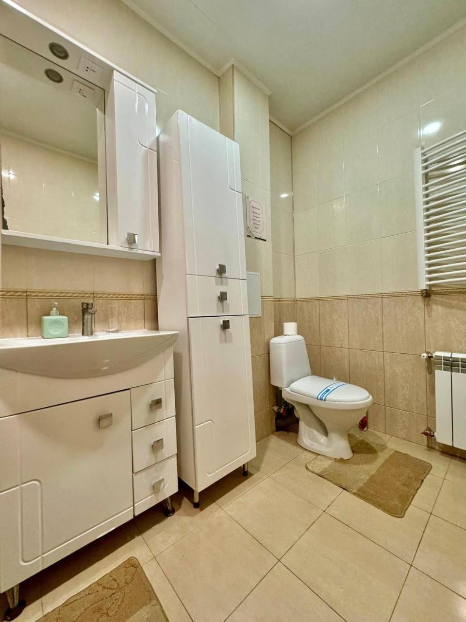 Apartpoltava Новий Будинок, В Самому Центрі 2-Окремі Кімнати, Панорамний Балкон المظهر الخارجي الصورة
