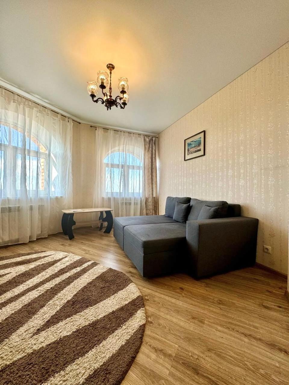 Apartpoltava Новий Будинок, В Самому Центрі 2-Окремі Кімнати, Панорамний Балкон المظهر الخارجي الصورة