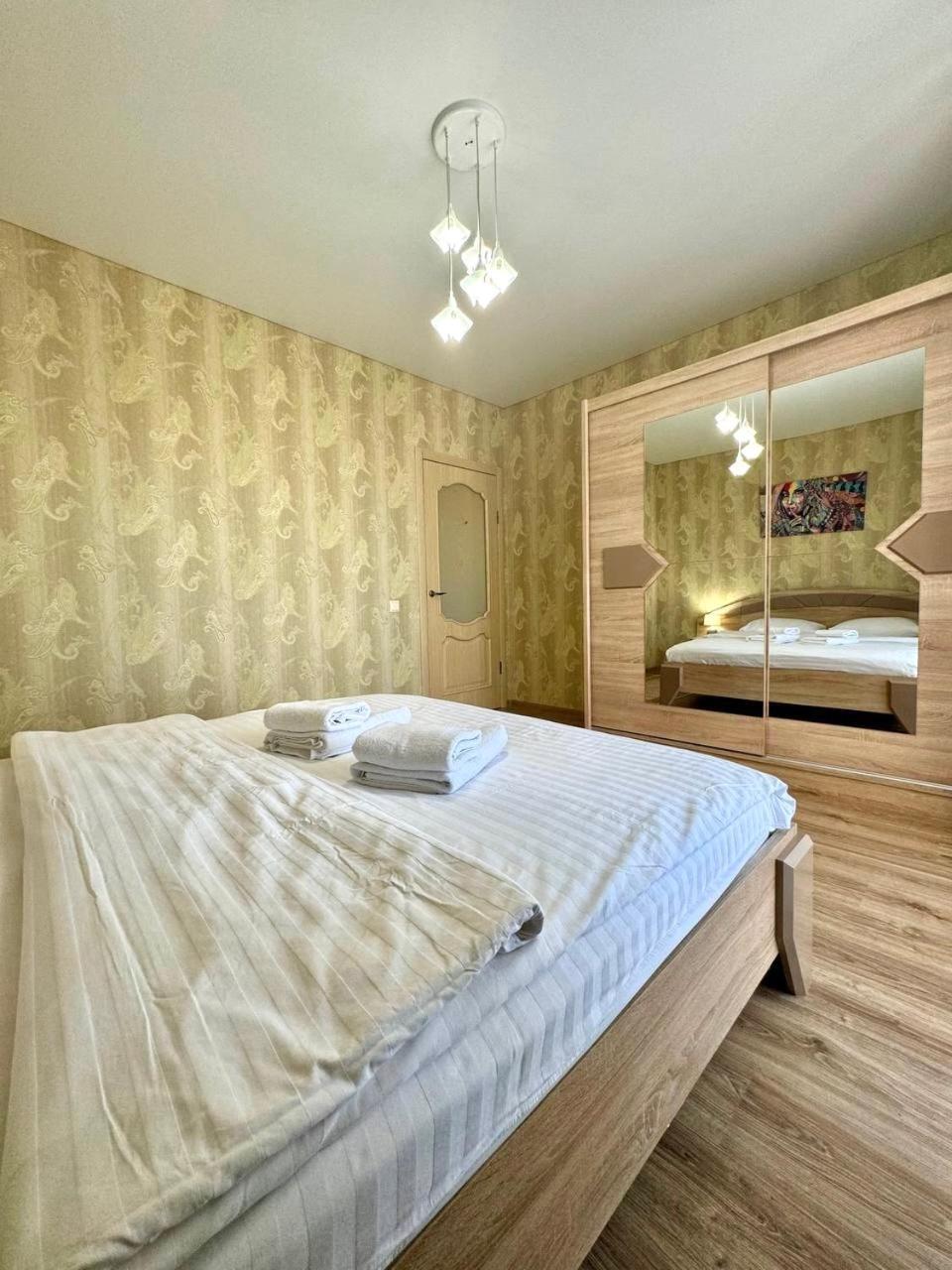 Apartpoltava Новий Будинок, В Самому Центрі 2-Окремі Кімнати, Панорамний Балкон المظهر الخارجي الصورة